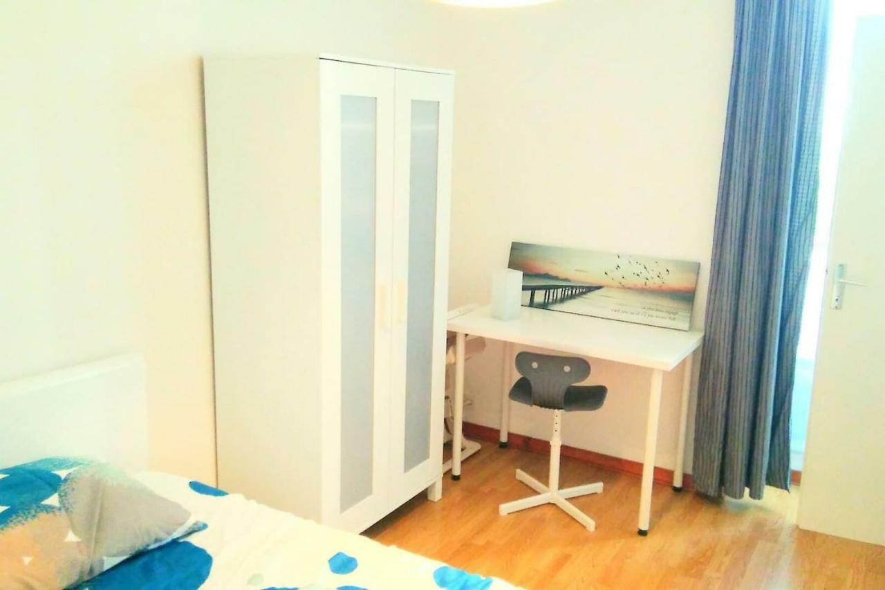 Appart Calme & Moderne Au Coeur De La Ville + Wifi La Rochelle  Exterior photo